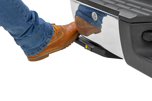 Retractable Bed Step Manual Pull Silverado/Sierra 2500HD/3500HD (11-14) Rough Country-1