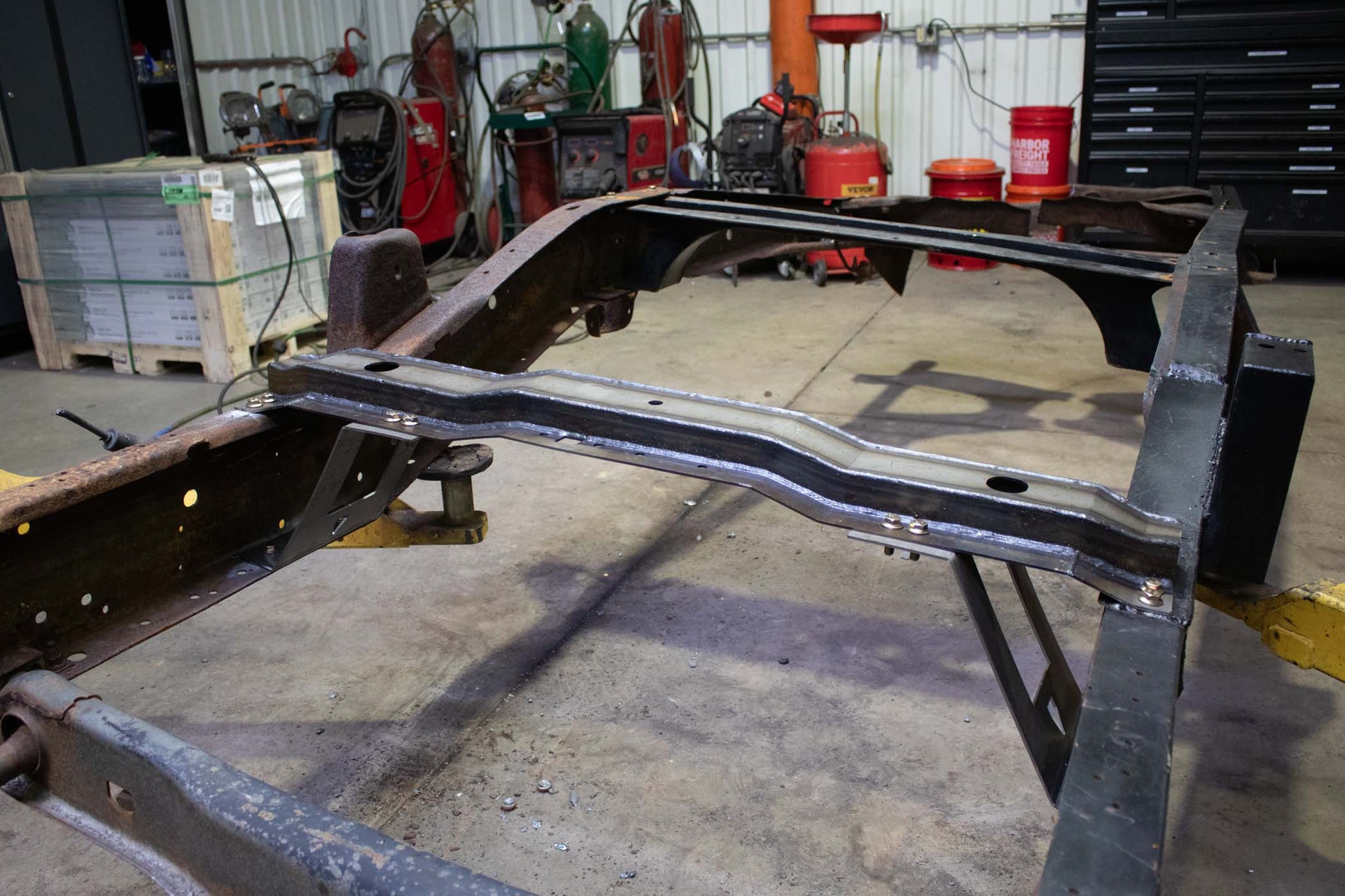 Rust Buster Frameworks Rust Buster Cab Mount Crossmember For 1997-2003 Ford F-150 RB7008