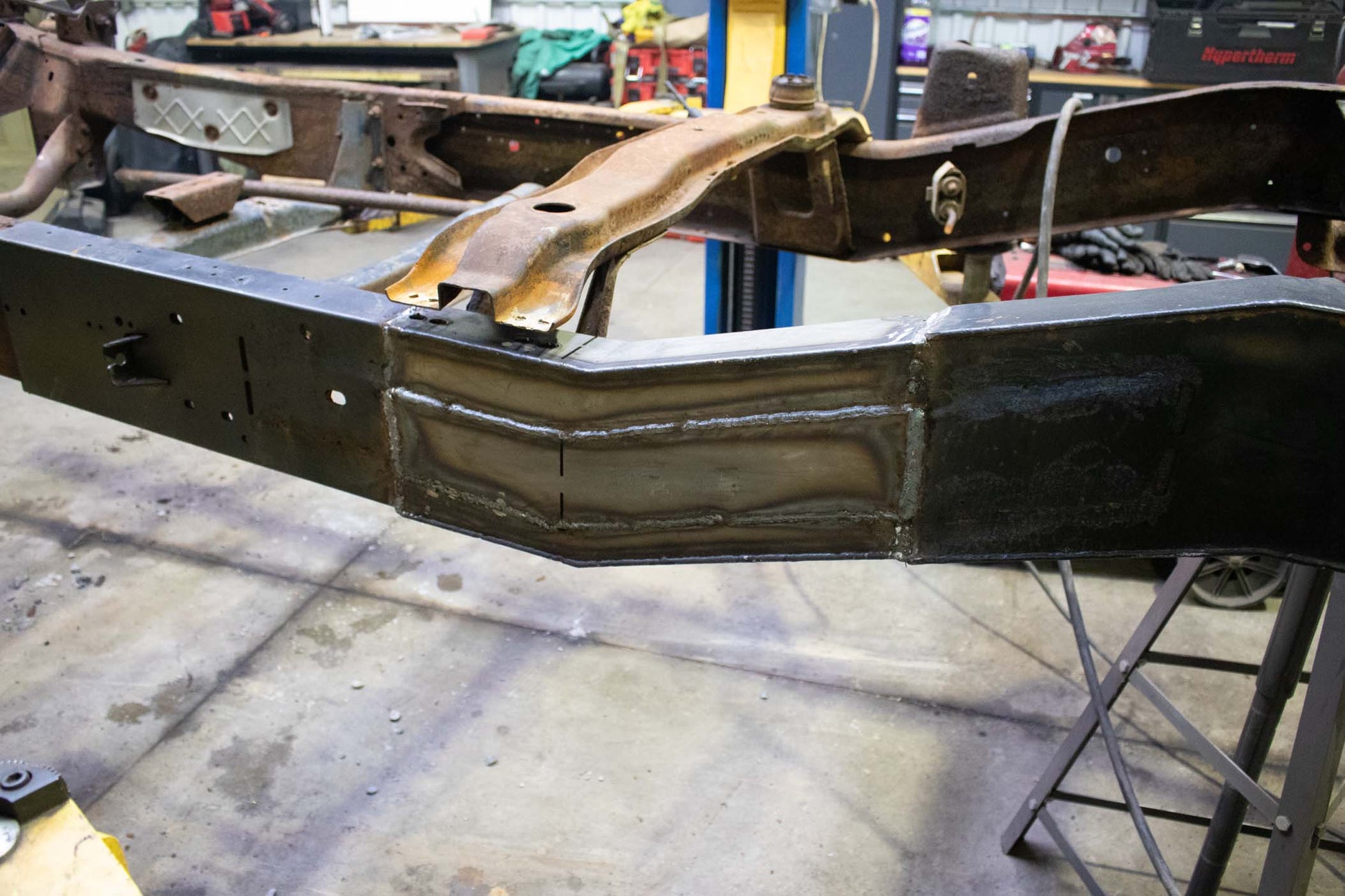 Rust Buster Frameworks Rust Buster Center Frame Repair Kit For 1997-2003 Ford F-150 RB7040