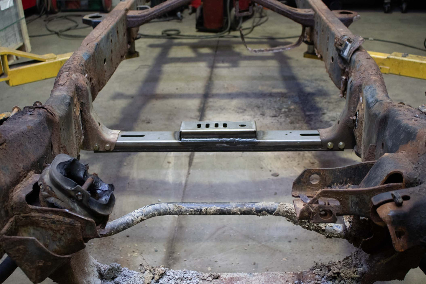 04-08 F150 4x4 SuperCab 6.5 Foot Bed Transmission Crossmember Rust Buster Frameworks-5