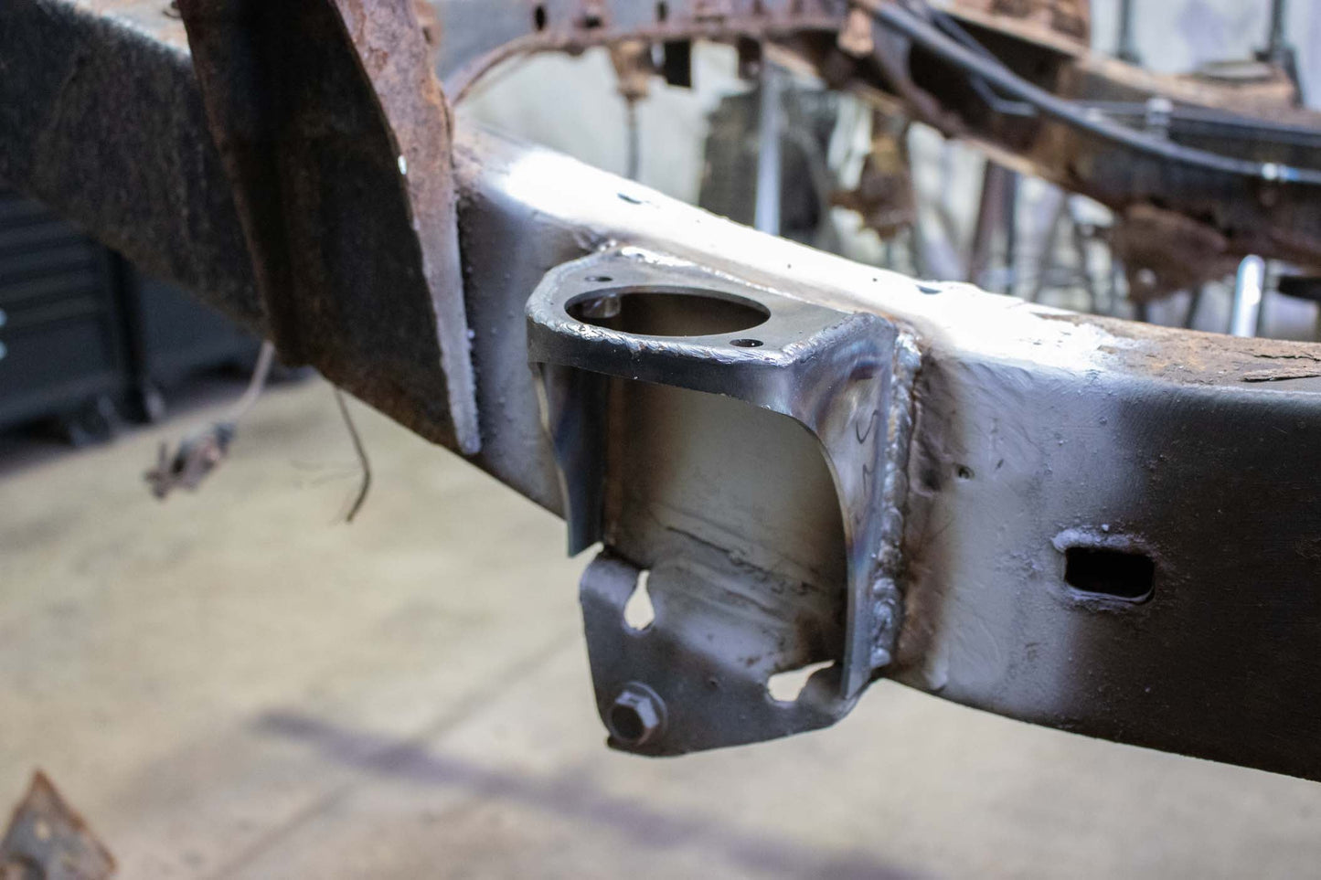 Rear Cab Mount For 1995-2004 Toyota Tacoma Driver Side Rust Buster Frameworks-3