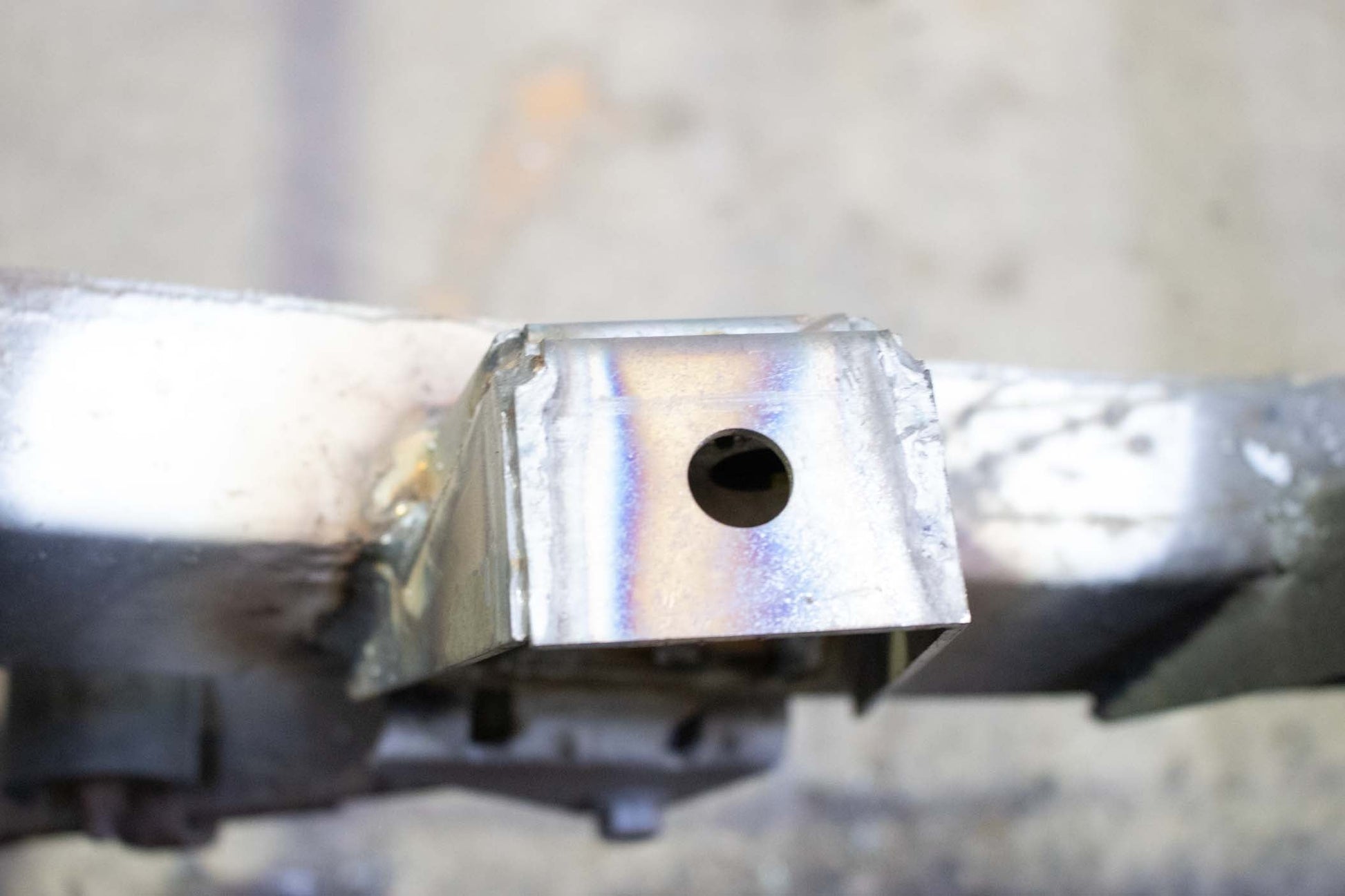 Rust Buster Frameworks Rust Buster Rear Raised Bed Mount For 1988-1995 Toyota Pickups RB7144