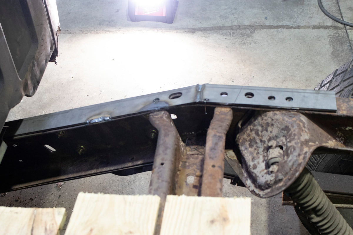 1988-1998 Chevy/GMC C/K 1500/2500 Est Cab W/ 6 FT Bed Mid Frame Section RB7305 Rust Buster Frameworks-6
