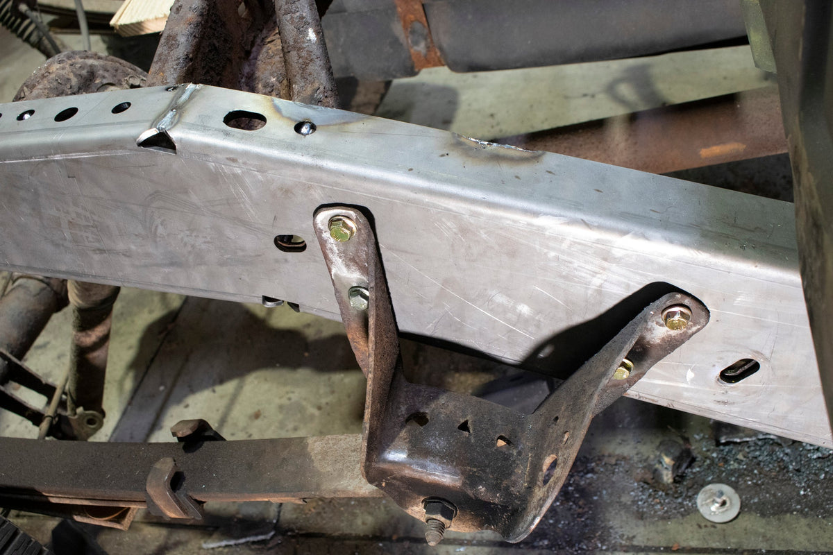 1988-1998 Chevy/GMC C/K 1500/2500 Est Cab W/ 6 FT Bed Mid Frame Section RB7305 Rust Buster Frameworks-7