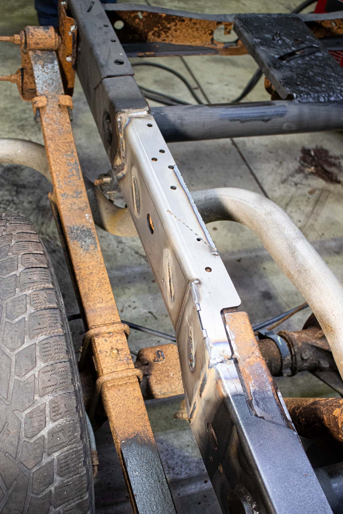 1999-2006 Chevy Silverado & GMC Sierra 1500 6ft Bed Over-Axle Frame Section RB7321 Rust Buster Frameworks-5