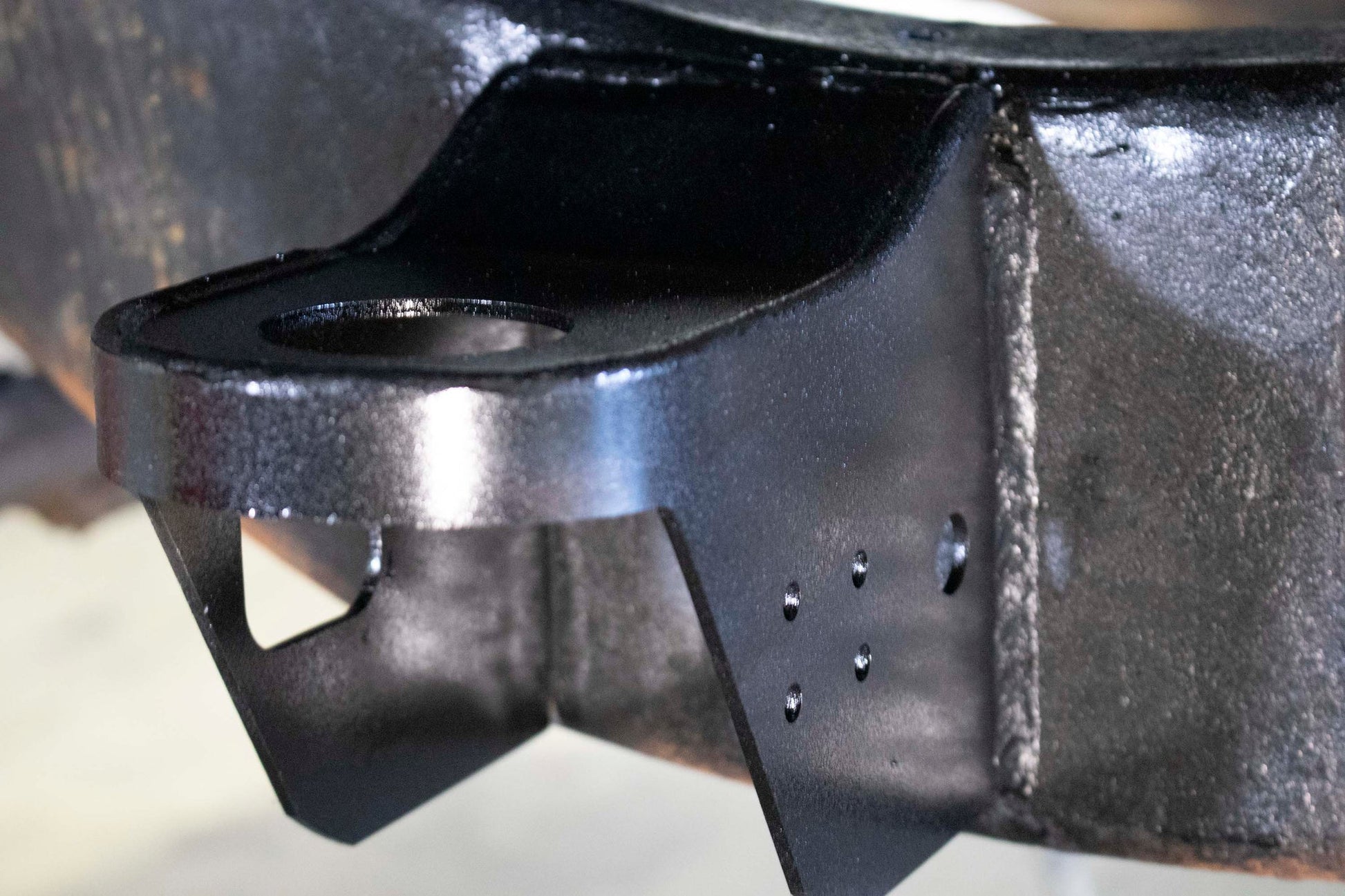 1999-2013 Chevy Silverado& GMC Sierra Center Cab Mount RB7325 Rust Buster Frameworks-5
