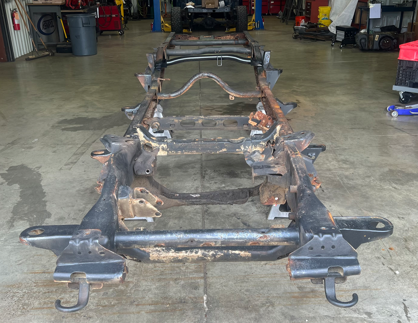 1999-2004 and 2006 Chevy Silverado 1500 Forward Fuel Tank Crossmember Rust Buster Frameworks-4