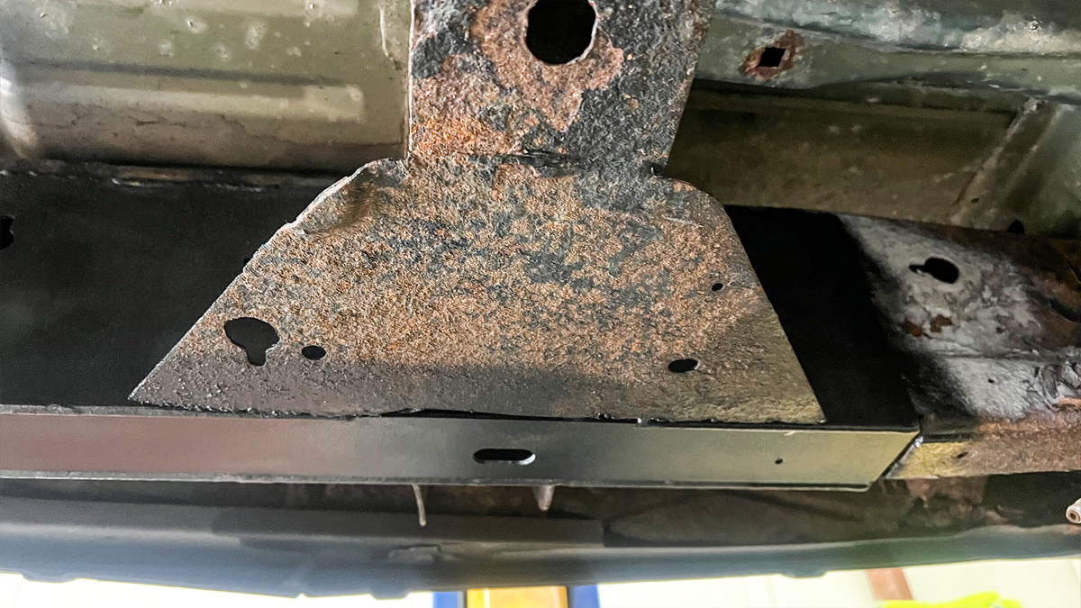 2007-2013 Chevy Silverado / GMC Sierra 1500 Ext Cab Center Frame Section RB7338L/R Rust Buster Frameworks-3