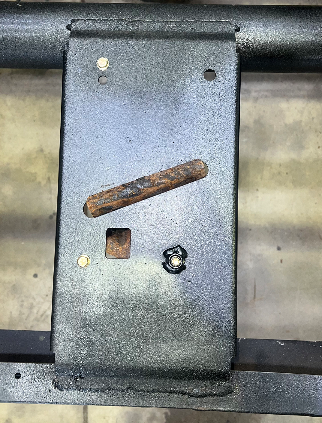 Rust Buster Frameworks Rust Buster 2007-2019 Chevy Silverado / GMC Sierra 1500 Spare Tire Plate RB7342