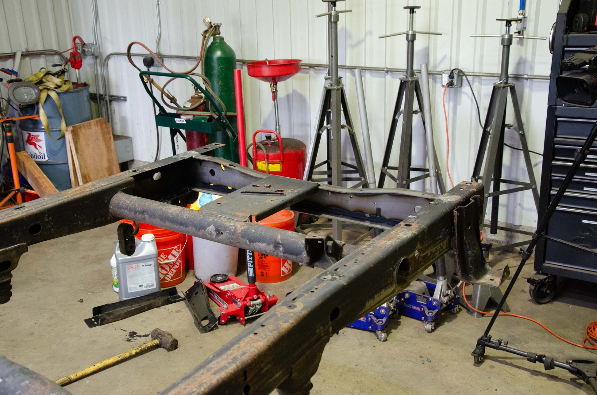Rear Frame Crossmember For 2014-2019 GM Pickups RB7398 Rust Buster Frameworks-4