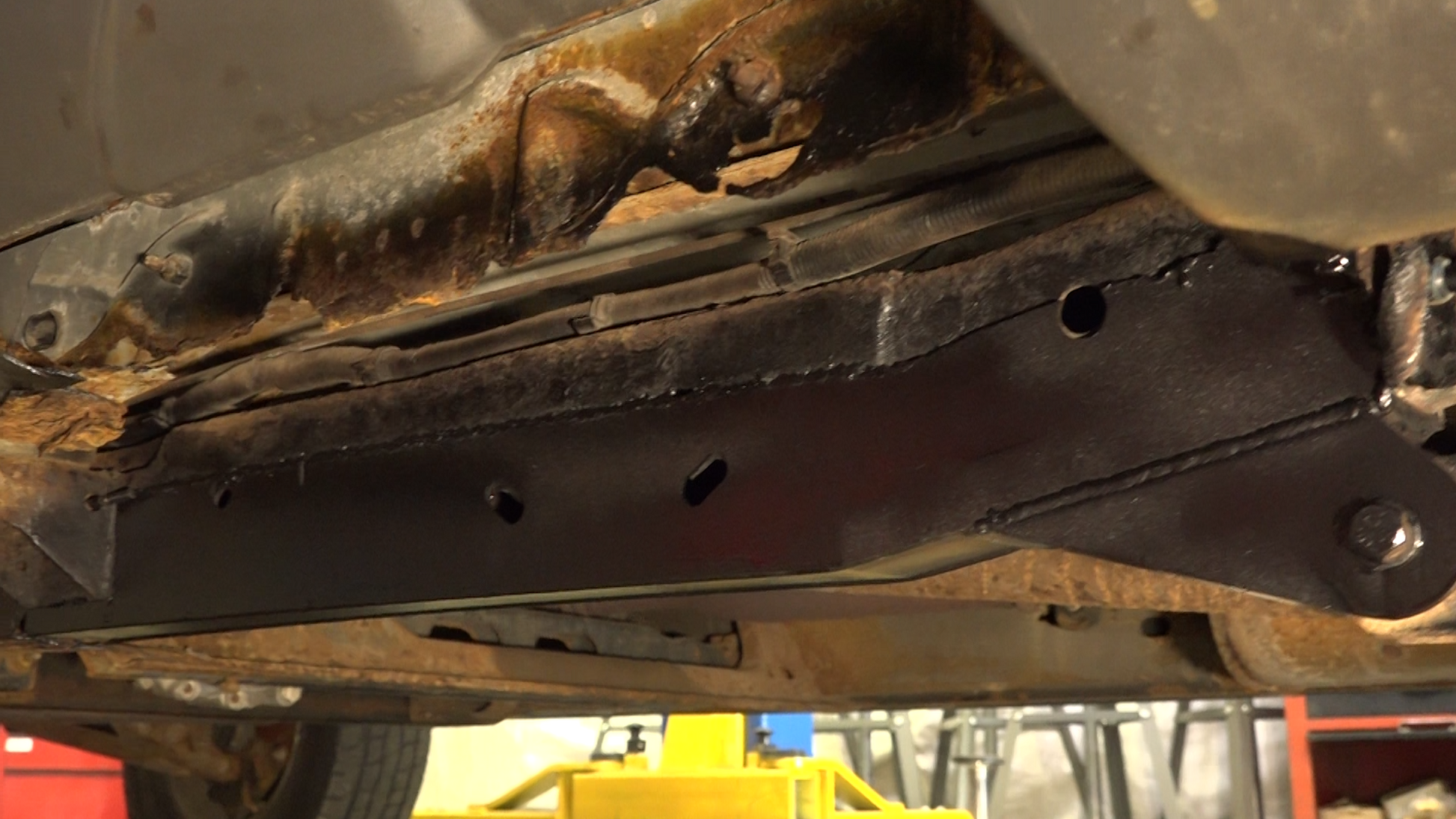 2000-2014 Generation 1 Avalanche/Suburban/Yukon XL/Escalade Center Frame Section RB7401 Rust Buster Frameworks-4