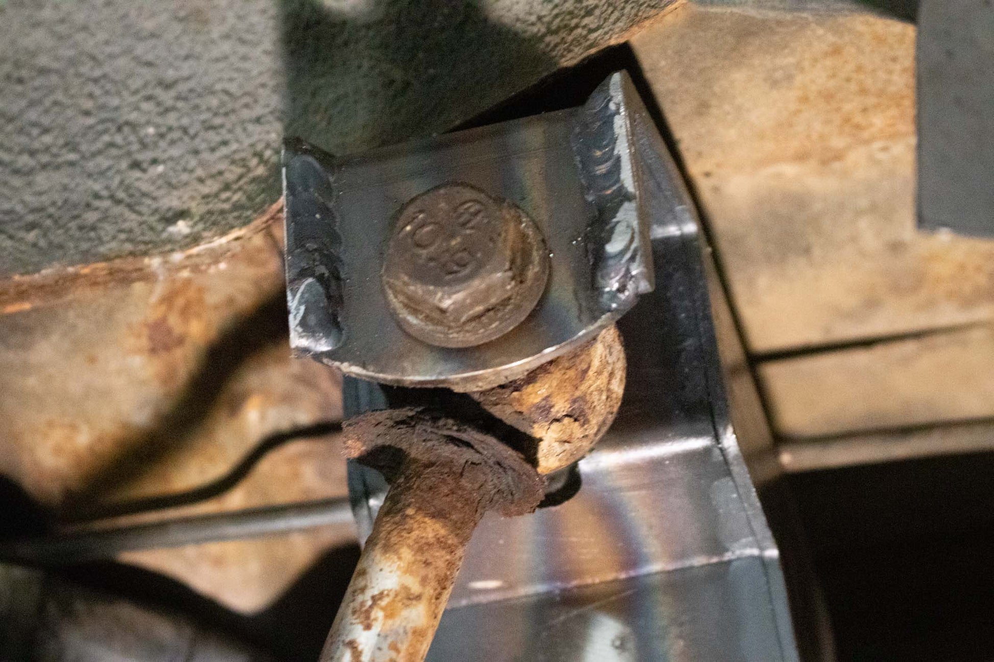 Rust Buster Frameworks Rear Upper Shock Mount For Avalanche/Suburban/Yukon Driver Side Rust Buster Frameworks