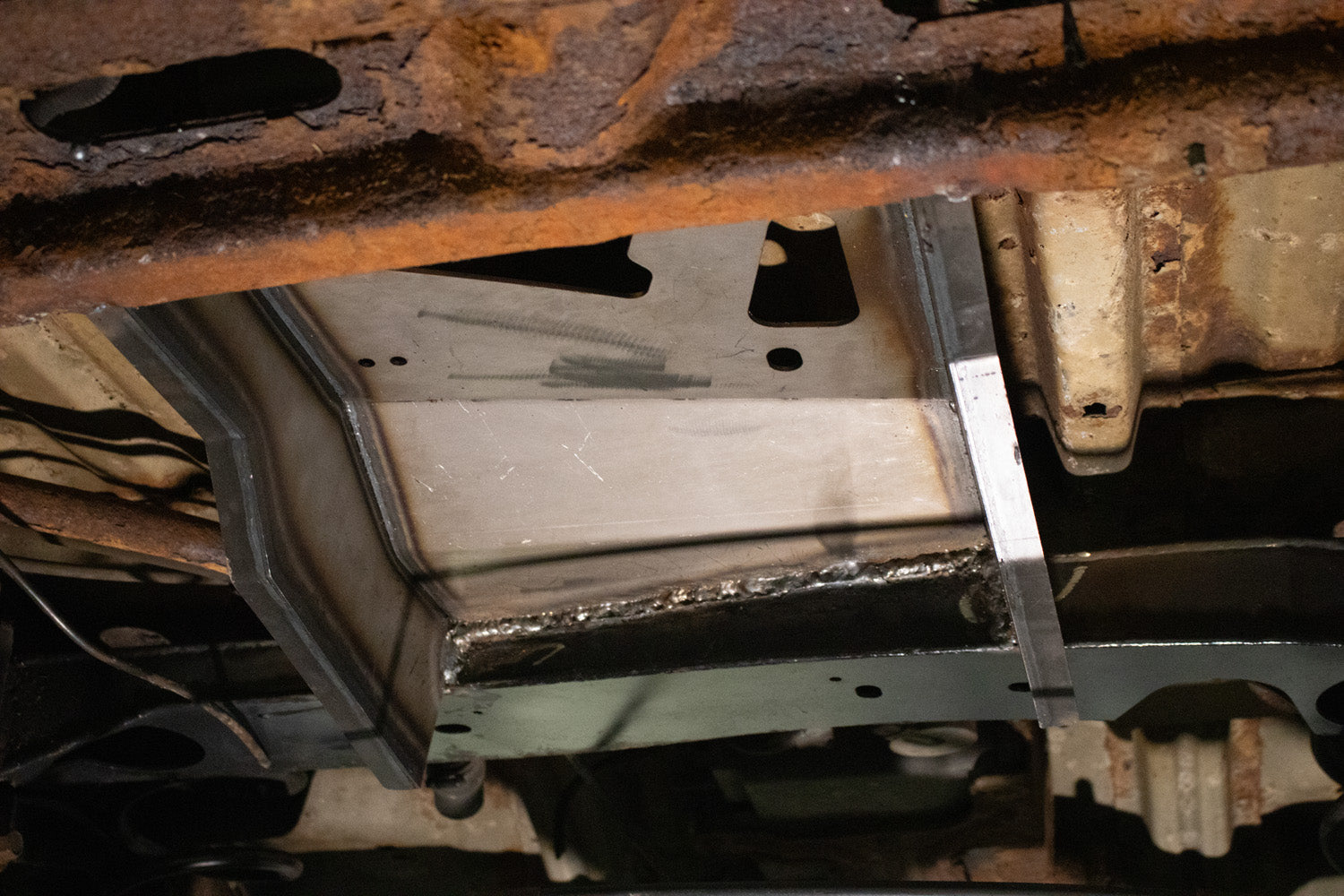 Spare Tire Plate Mounting Plate For Avalanche/Suburban/Yukon Rust Buster Frameworks-3