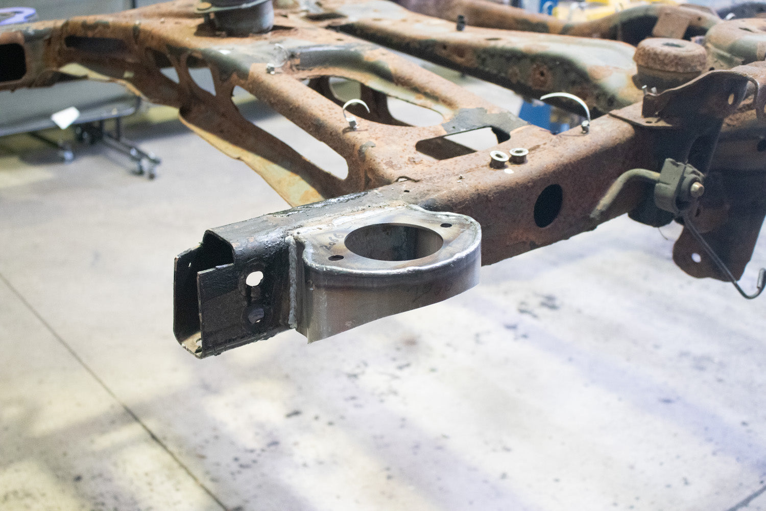 Rear Body Mount Passenger Side For 2015-2020 GM Large SUV Rust Buster Frameworks-7