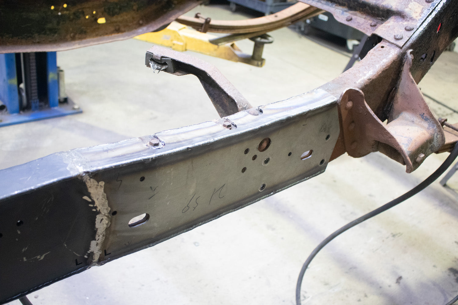 Mid Frame Section Passenger Side For 1973-1991 Chevy/GMC K5 Blazer/Jimmy Rust Buster Frameworks-4