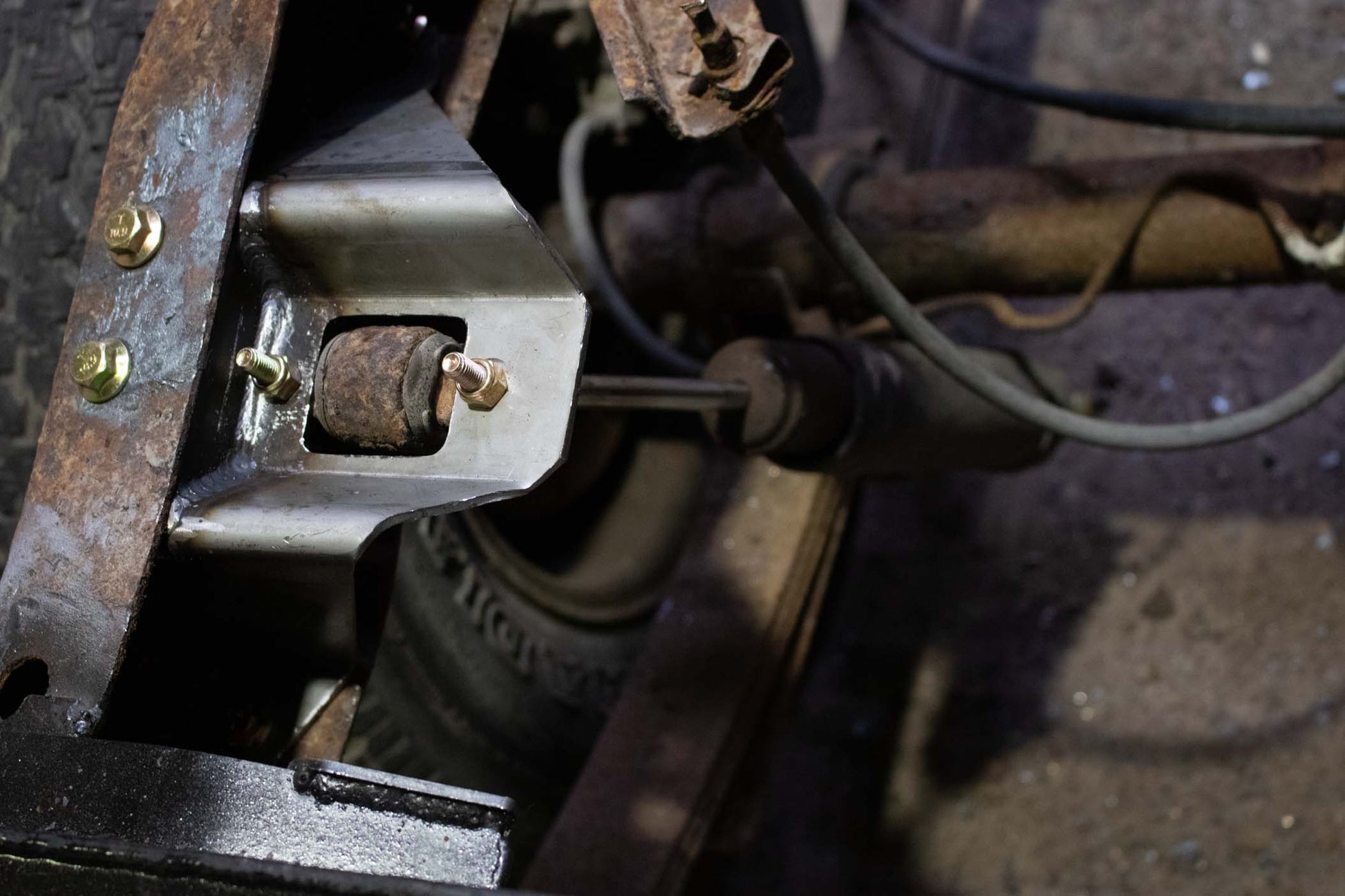 Rust Buster Frameworks Rear Shock Mount For 94-04 Chevy S10/GMC Sonoma Driver Side Rust Buster Frameworks