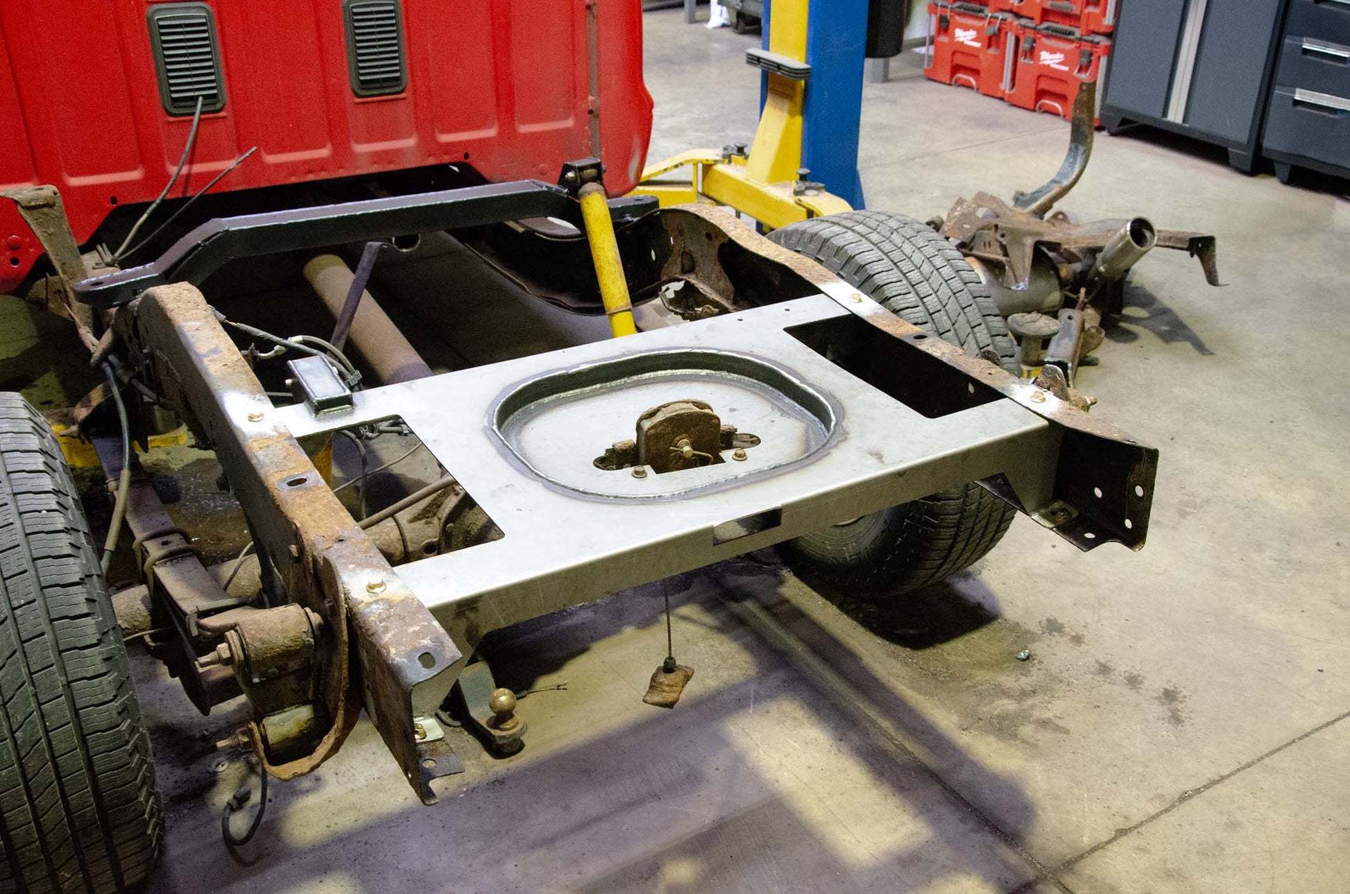 Rust Buster Frameworks Rust Buster Spare Tire Crossmember For 1997-2004 Dodge Dakota RB7706