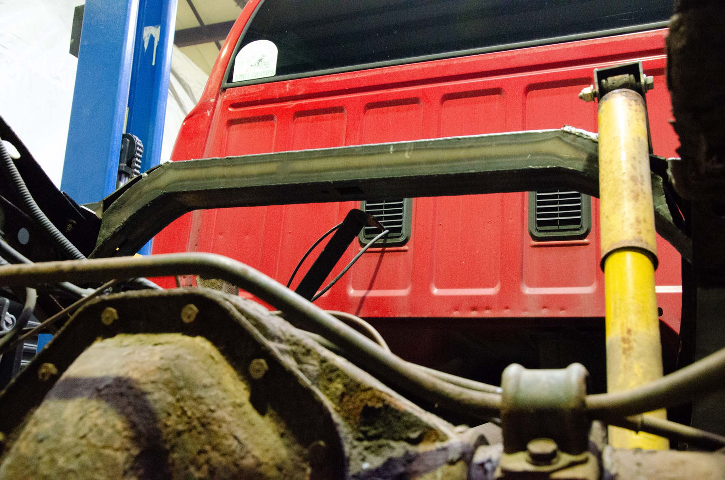 Rust Buster Frameworks Rust Buster Front Fuel Tank Crossmember For 1997-2004 Dodge Dakota RB7711