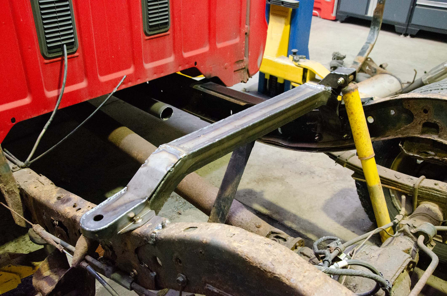 Rust Buster Frameworks Rust Buster Front Fuel Tank Crossmember For 1997-2004 Dodge Dakota RB7711