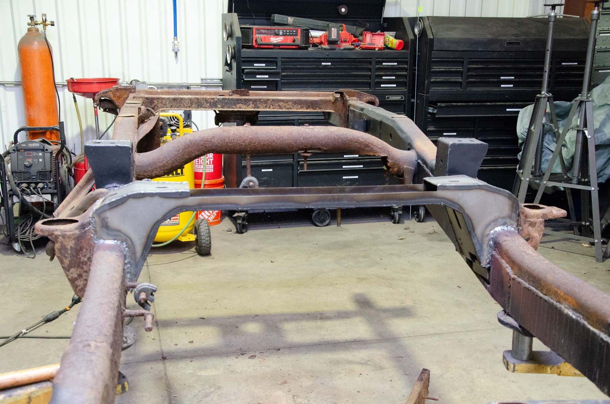 Rust Buster Frameworks Rust Buster Forward Gas Tank Crossmember For 2002-2008 Dodge Ram 1500 RB7718