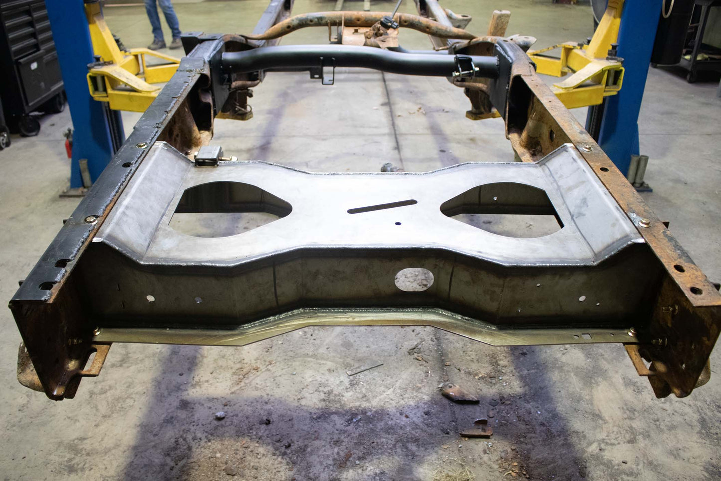 Rust Buster Frameworks Spare Tire Crossmember For 01-10 GM Pickups Rust Buster Frameworks