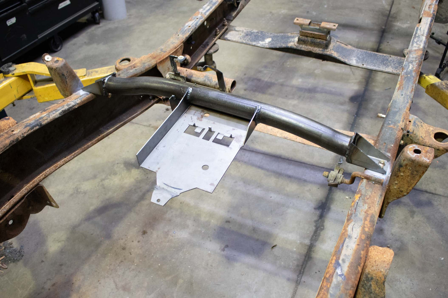 Forward Fuel Tank Crossmember For 01-10 GM Pickups Rust Buster Frameworks-4