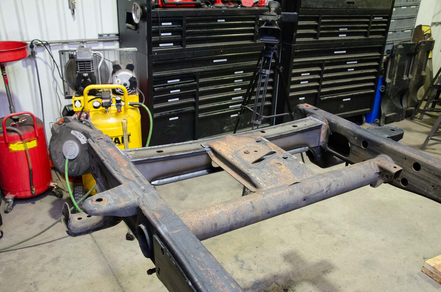 Rust Buster Frameworks Rust Buster Rear Spare Tire Crossmember For 2011-2018 GM HD Pickups RB7835