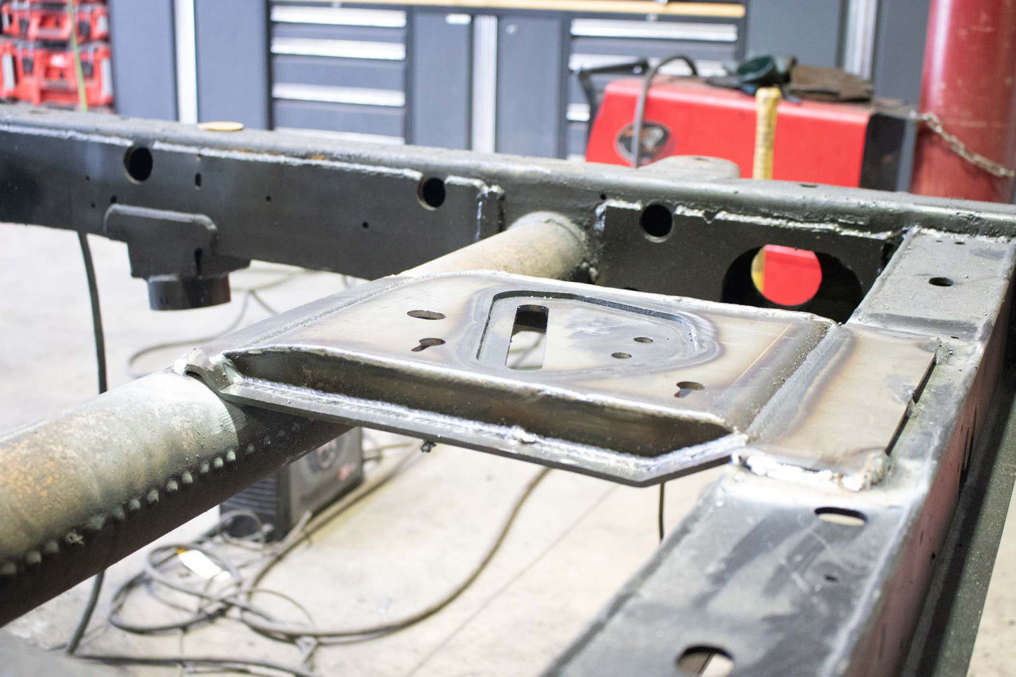 Rust Buster Frameworks Rust Buster Spare Tire Plate For 2011-2018 GM HD Pickups RB7837