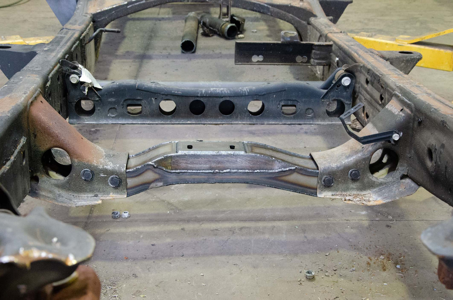 11-19 Chevy/GMC 2500HD Crew Cab 6.5 Foot Bed Transmission Crossmember Rust Buster Frameworks-4