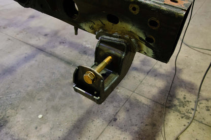 11-19 Chevy/GMC 2500HD Crew Cab 6.5 Foot Bed Rear Leaf Spring Mount - Right Rust Buster Frameworks-6