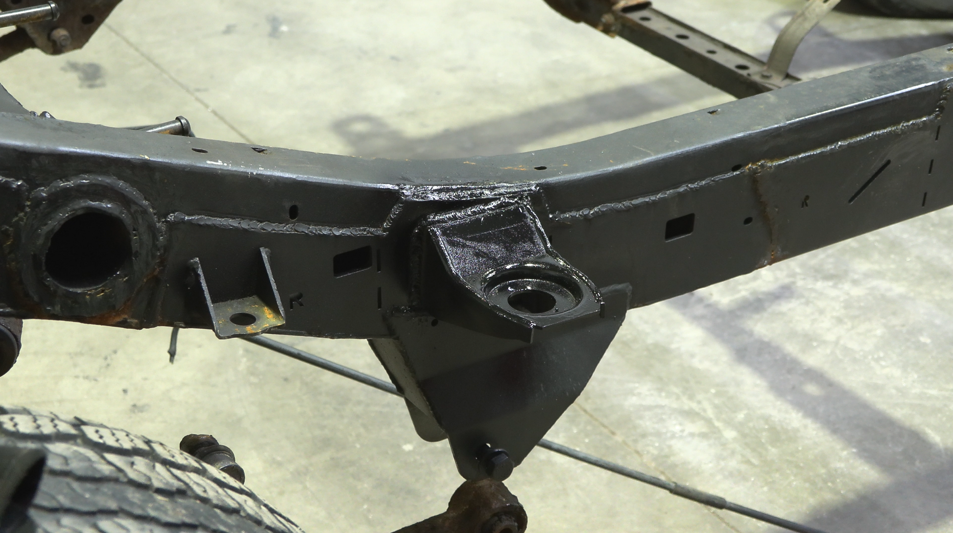 Mid Rear Frame Body Mount Passenger Side For 1996-2002 Toyota 4Runner Rust Buster Frameworks-4