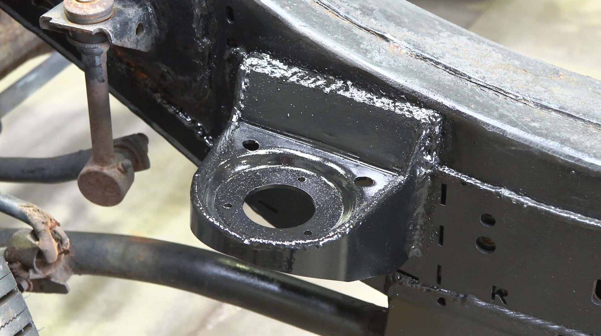 Middle Body Frame Mount For 4Runner and FJ Cruiser Rust Buster Frameworks-4