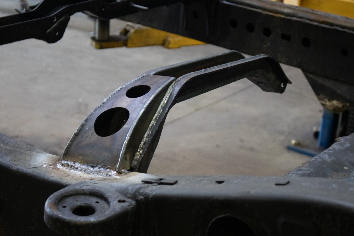 Rear Fuel Tank Support Crossmember For 2001-2007 Toyota Sequoia Rust Buster Frameworks-5