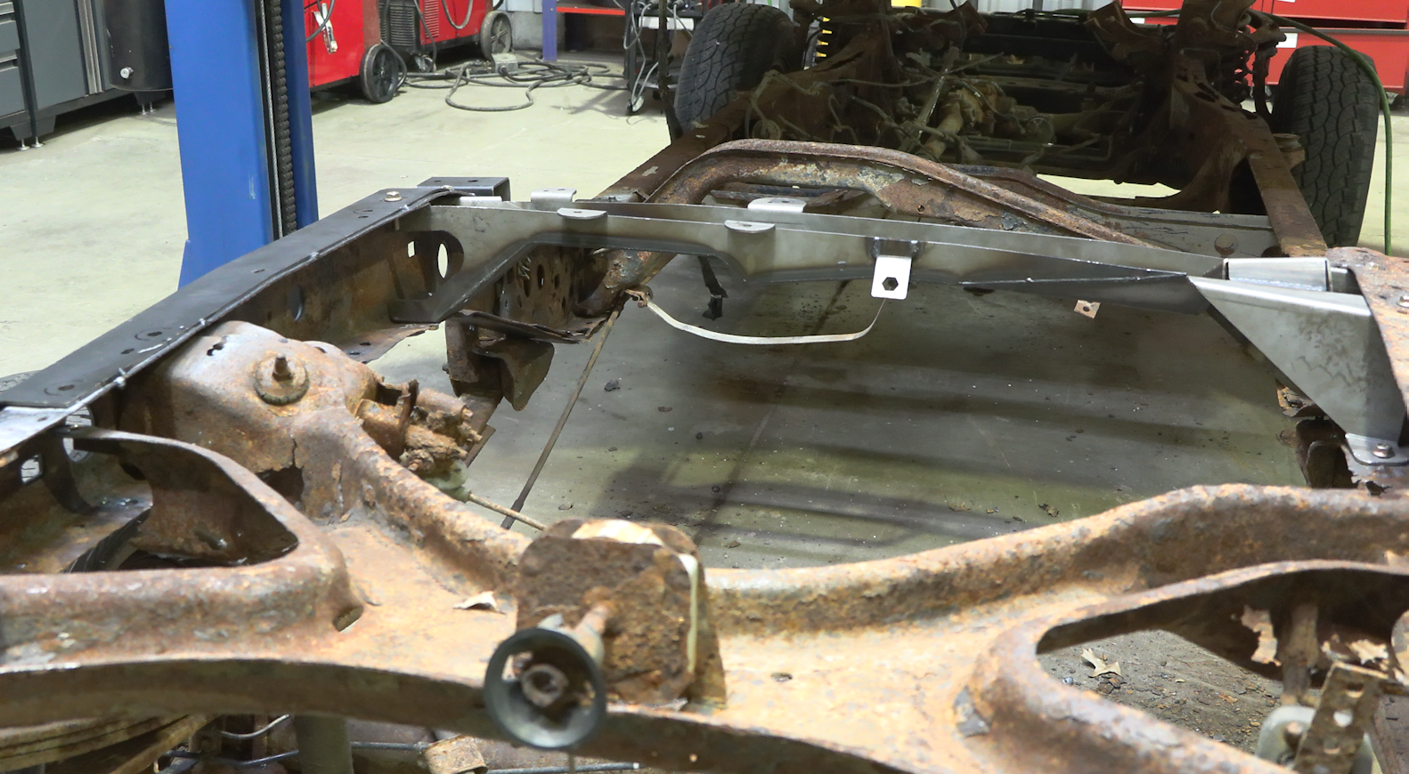 Rust Buster Frameworks Rear Fuel Tank Crossmember For 2000-2006 Toyota Tundra Rust Buster Frameworks