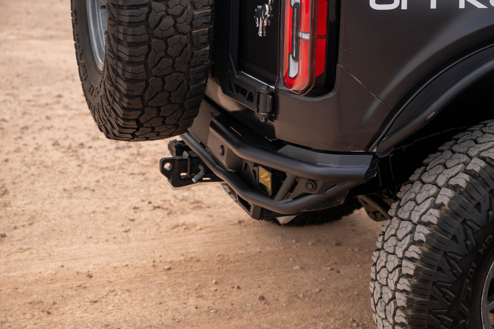 2021 2025 Ford Bronco Rear Tube Bumper DV8 Offroad-6