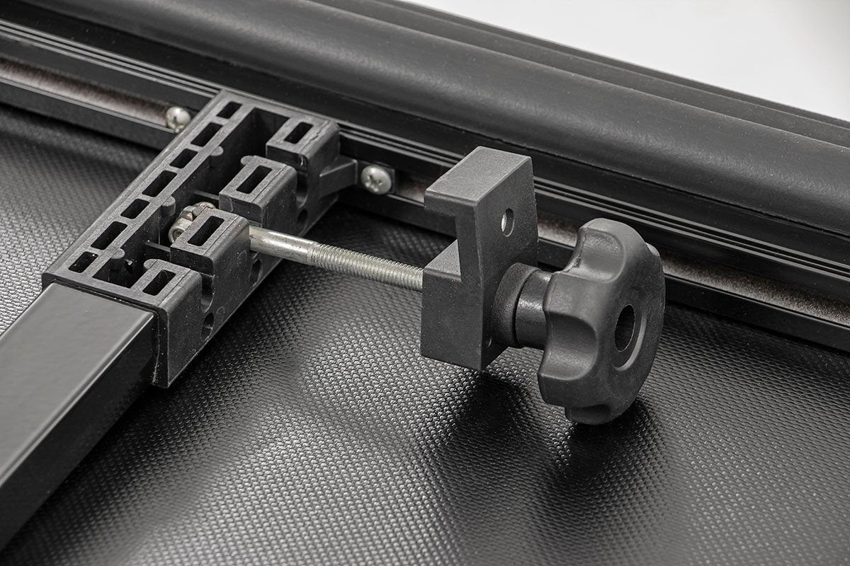 Rough Country Ford Soft Tri-Fold Bed Cover 01-03 F-150-5 Foot 5 Inch Bed Rough Country