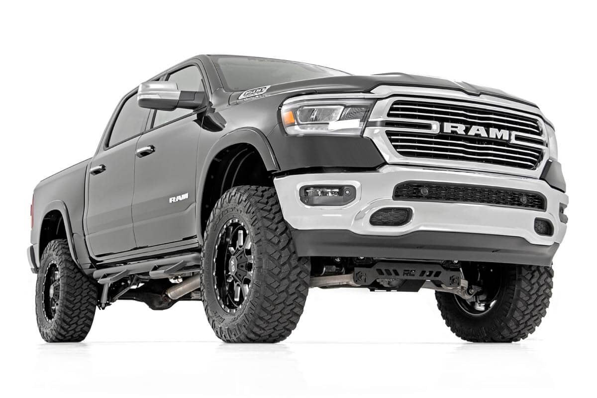 RAM Cab Length Nerf Steps 19-20 RAM 1500 Crew Cab 5 Foot 7 Inch Bed Rough Country-3