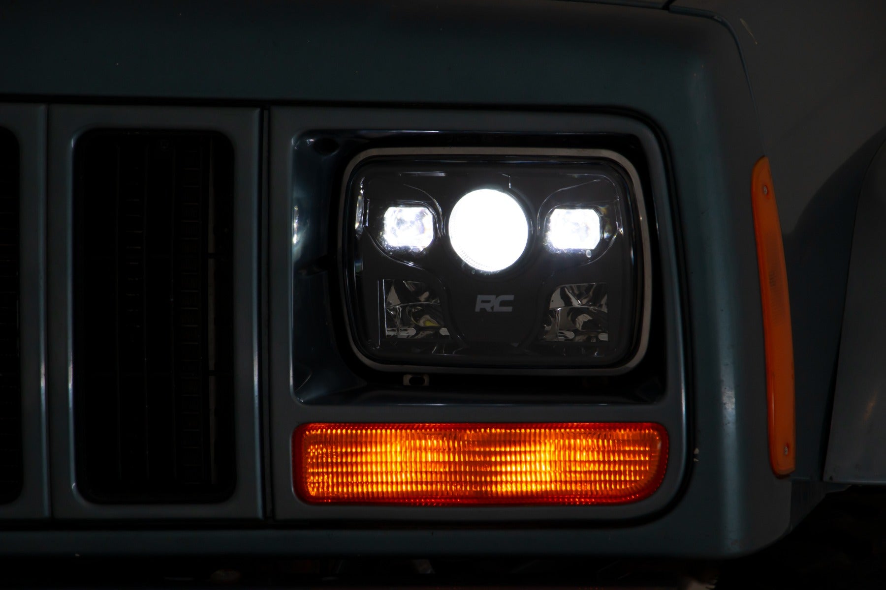 Jeep 5X7 Inch LED Headlights Jeep Cherokee XJ Rough Country-4