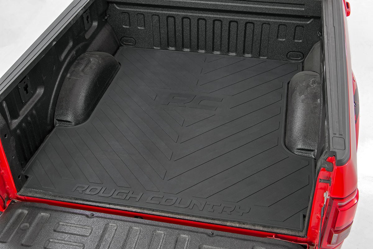 Bed Mat 5 Foot 7 Inch Bed RC Logo Ford F-150/F-150 Lightning/Raptor (2015-2026) Rough Country