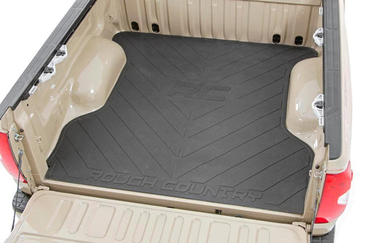 Bed Mat 5 Foot 7 Inch Bed RC Logo Toyota Tundra 2WD/4WD (2007-2021) Rough Country