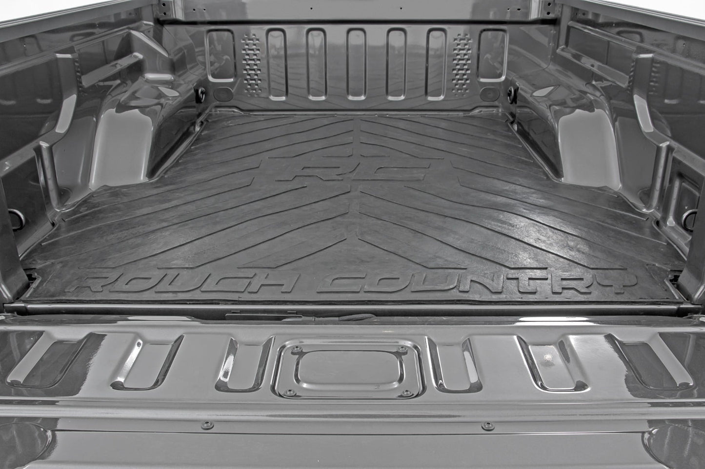 Bed Mat 5 Foot Bed RC Logo Jeep Gladiator JT 4WD (2020-2025) Rough Country-4