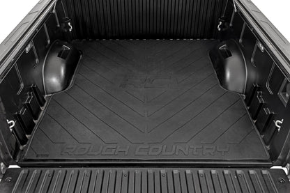 Bed Mat 5 Foot 7 Inch Bed RC Logo Toyota Tundra 2WD/4WD (2022-2026) Rough Country-1