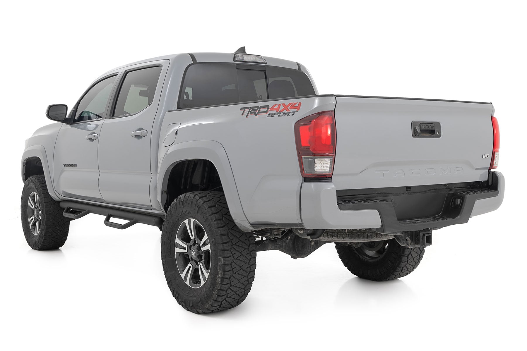 Nerf Steps Cab Length Crew Cab 5 Foot Bed Toyota Tacoma 2WD/4WD (05-23) Rough Country-1