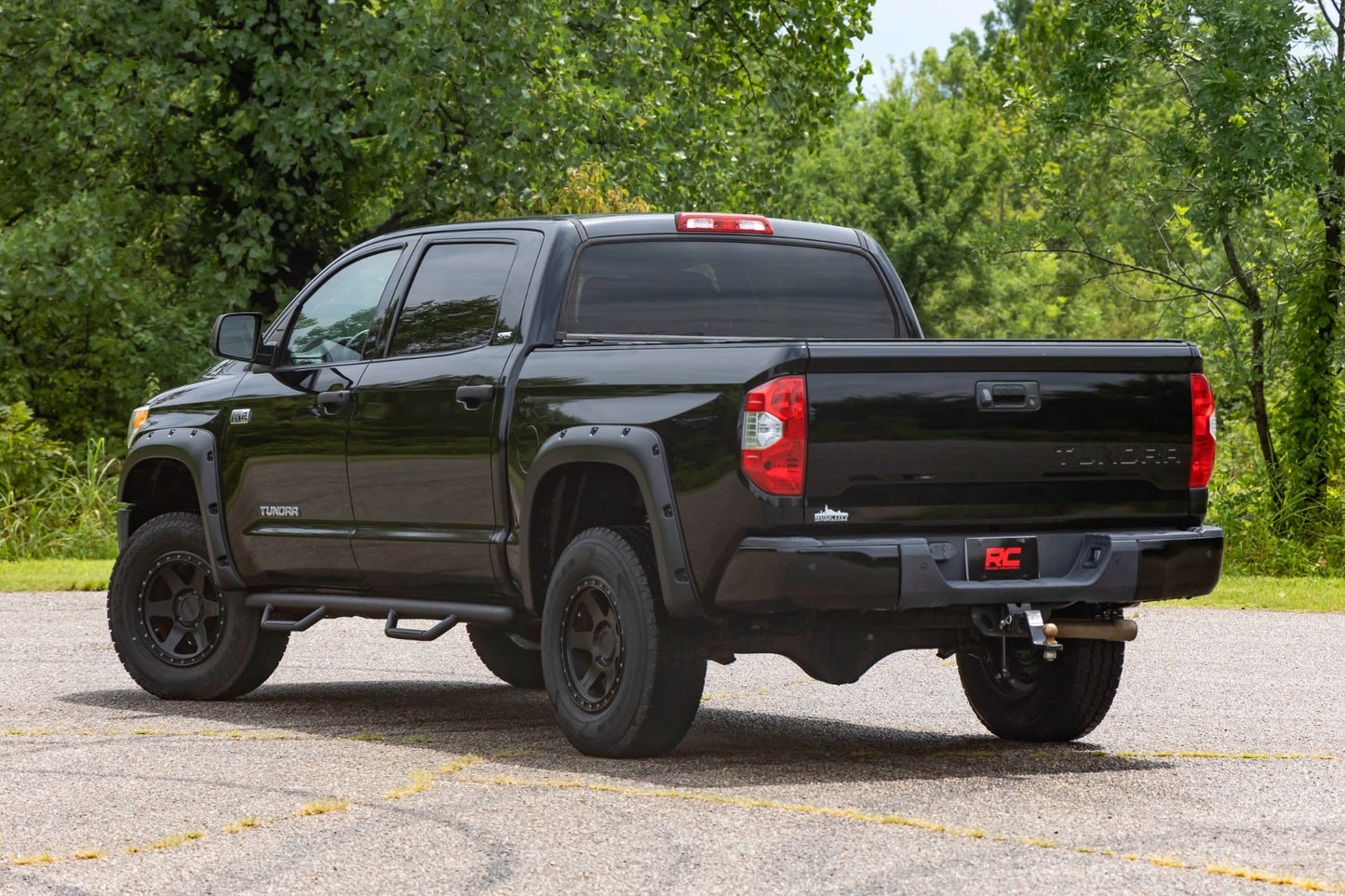 Nerf Steps Cab Length CrewMax 5 Foot 7 Inch Bed Toyota Tundra 2WD/4WD (07-21) Rough Country-4