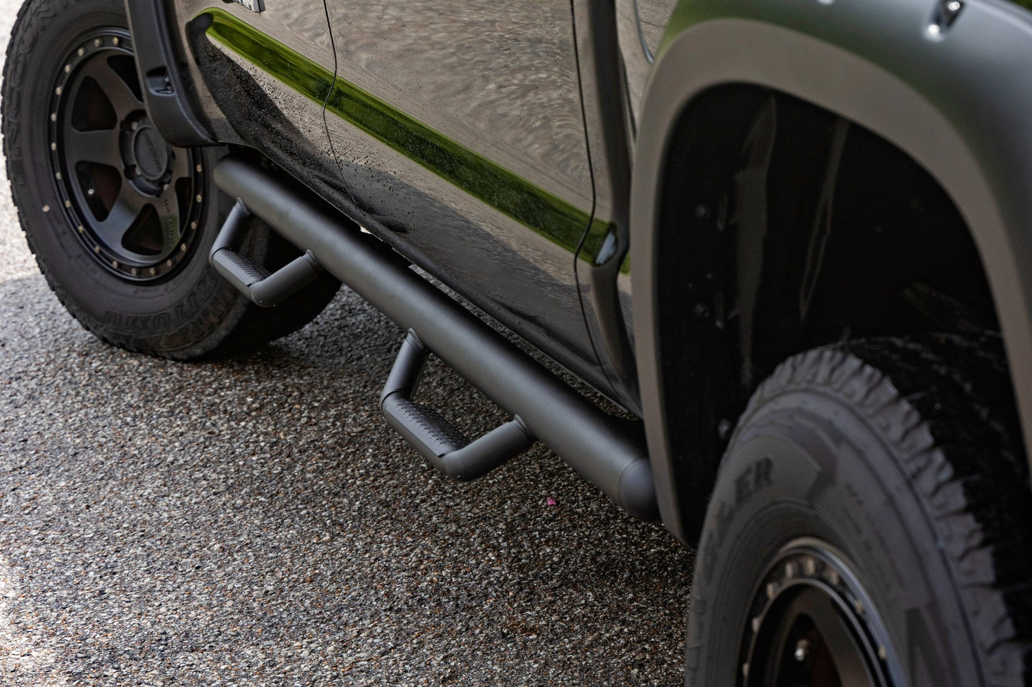 Nerf Steps Cab Length CrewMax 5 Foot 7 Inch Bed Toyota Tundra 2WD/4WD (07-21) Rough Country-5