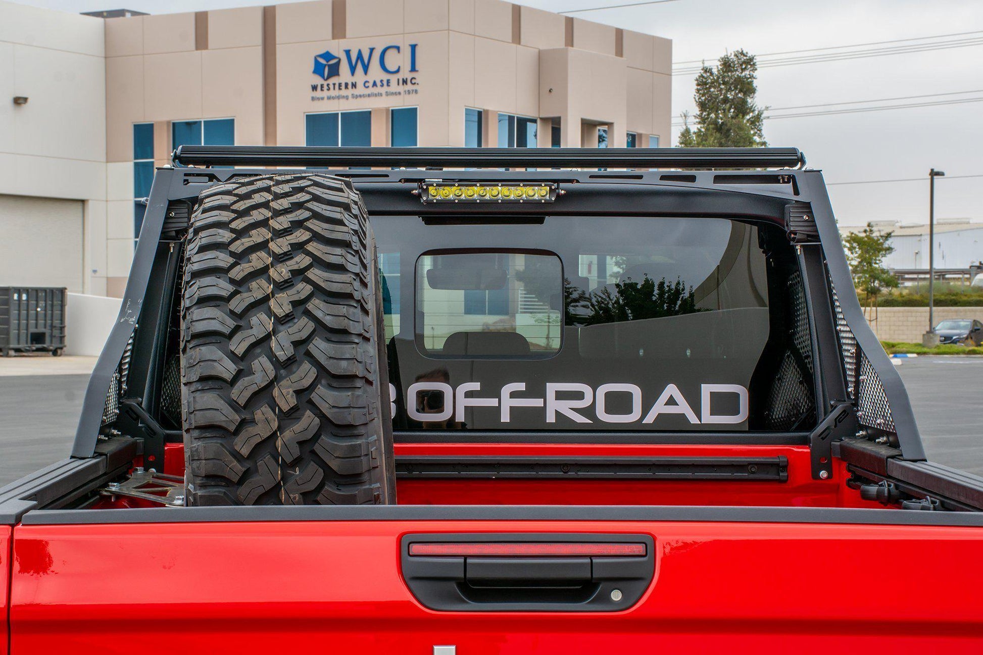 2020 2025 Jeep Gladiator JT Chase Rack DV8 Offroad-5