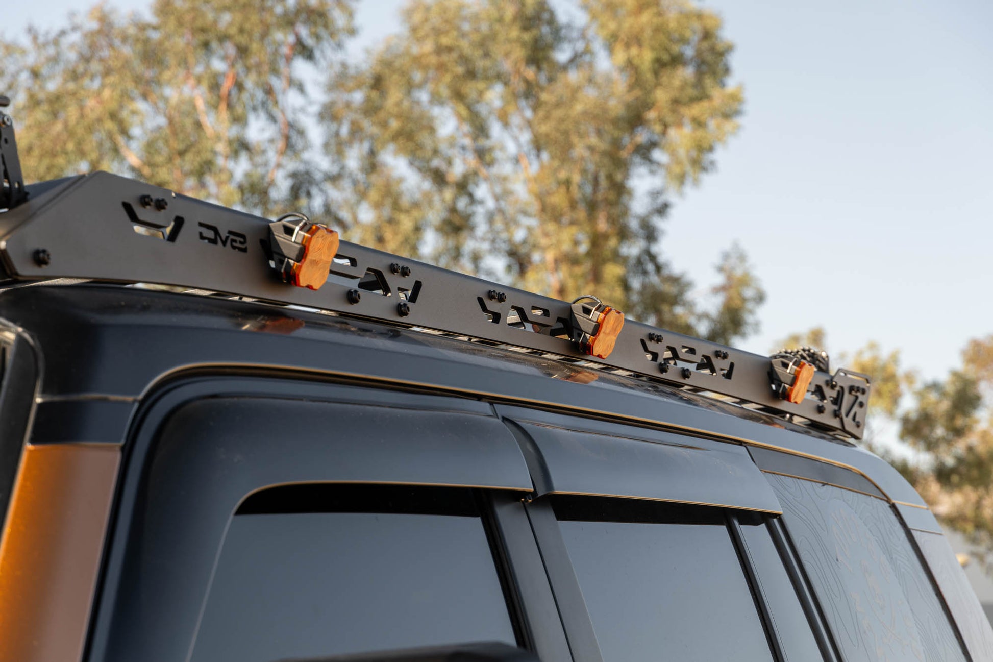 2024 2025 Toyota Land Cruiser & Lexus GX 550 Roof Rack Light Mount DV8 Offroad-5