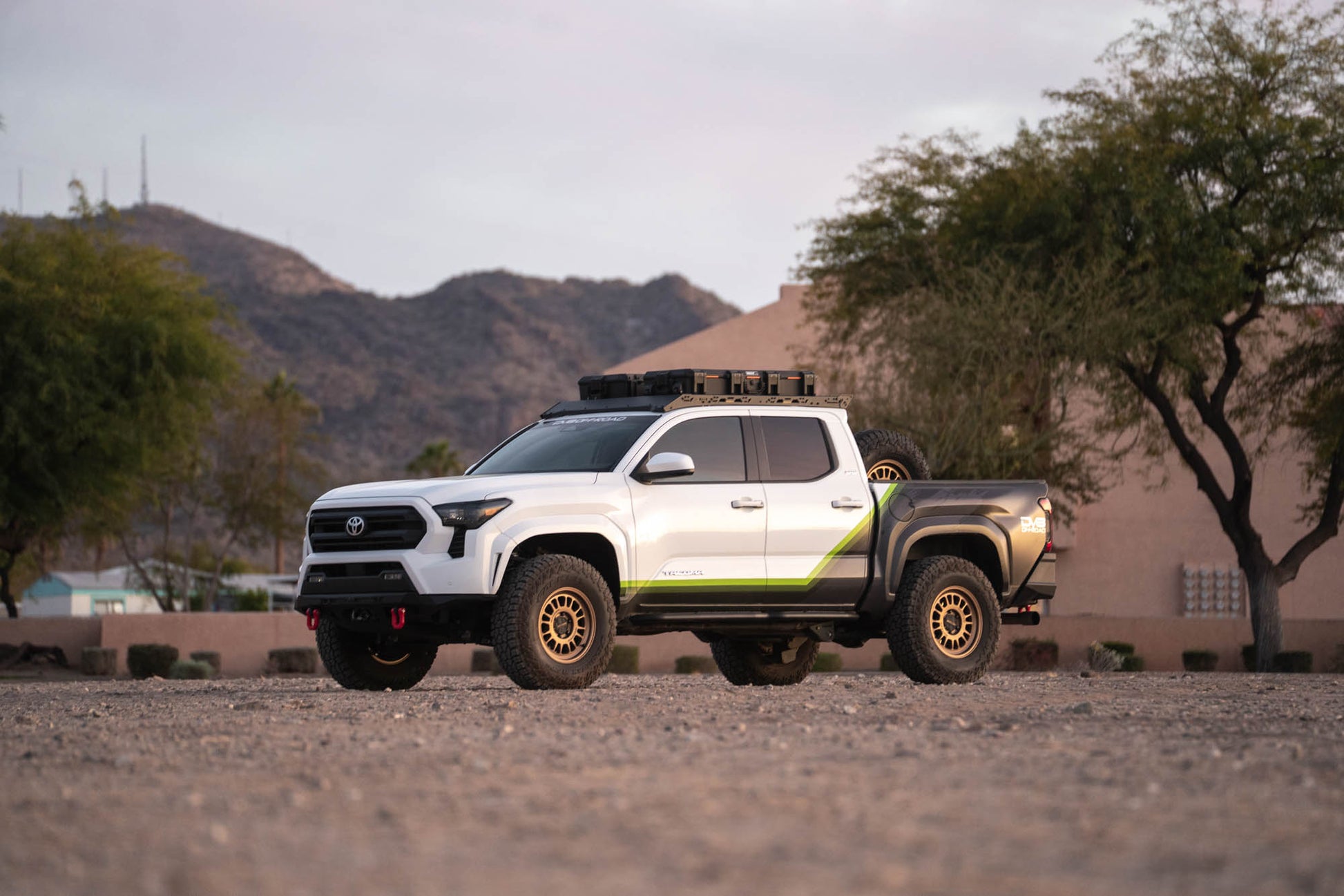 2024 2025 Toyota Tacoma Double Cab Roof Rack DV8 Offroad-12