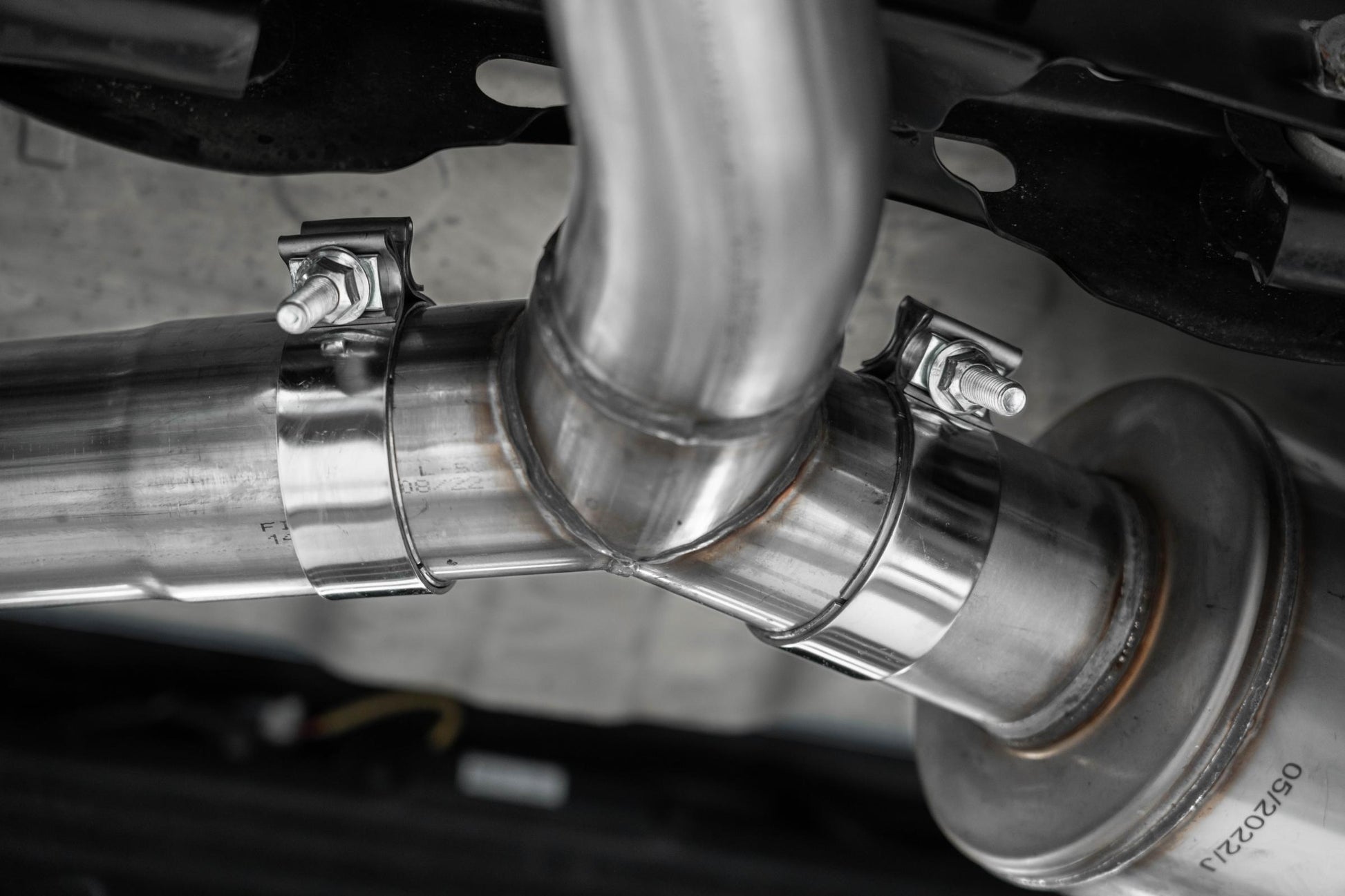 2022-2023 Hyundai Kona N 2.0L Turbo Armor Pro T304 Stainless Steel 3 Inch Cat-Back Dual Rear with Carbon Fiber Tips Active MBRP-3
