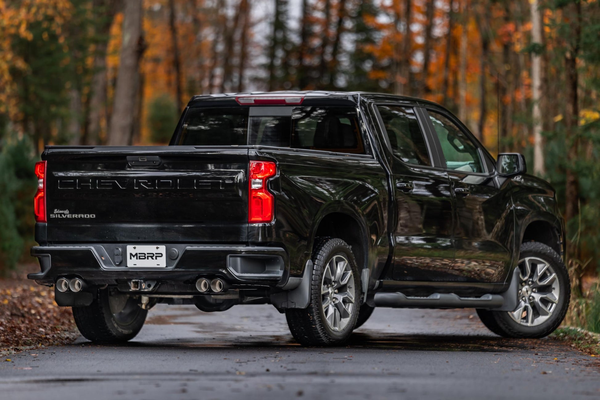 3.0 inch Cat-Back 2.5 inch Dual Split Rear Quad Carbon Fiber Tips 4.0 inch OD Dual Out 19-up Silverado/Sierra 1500 MBRP-6